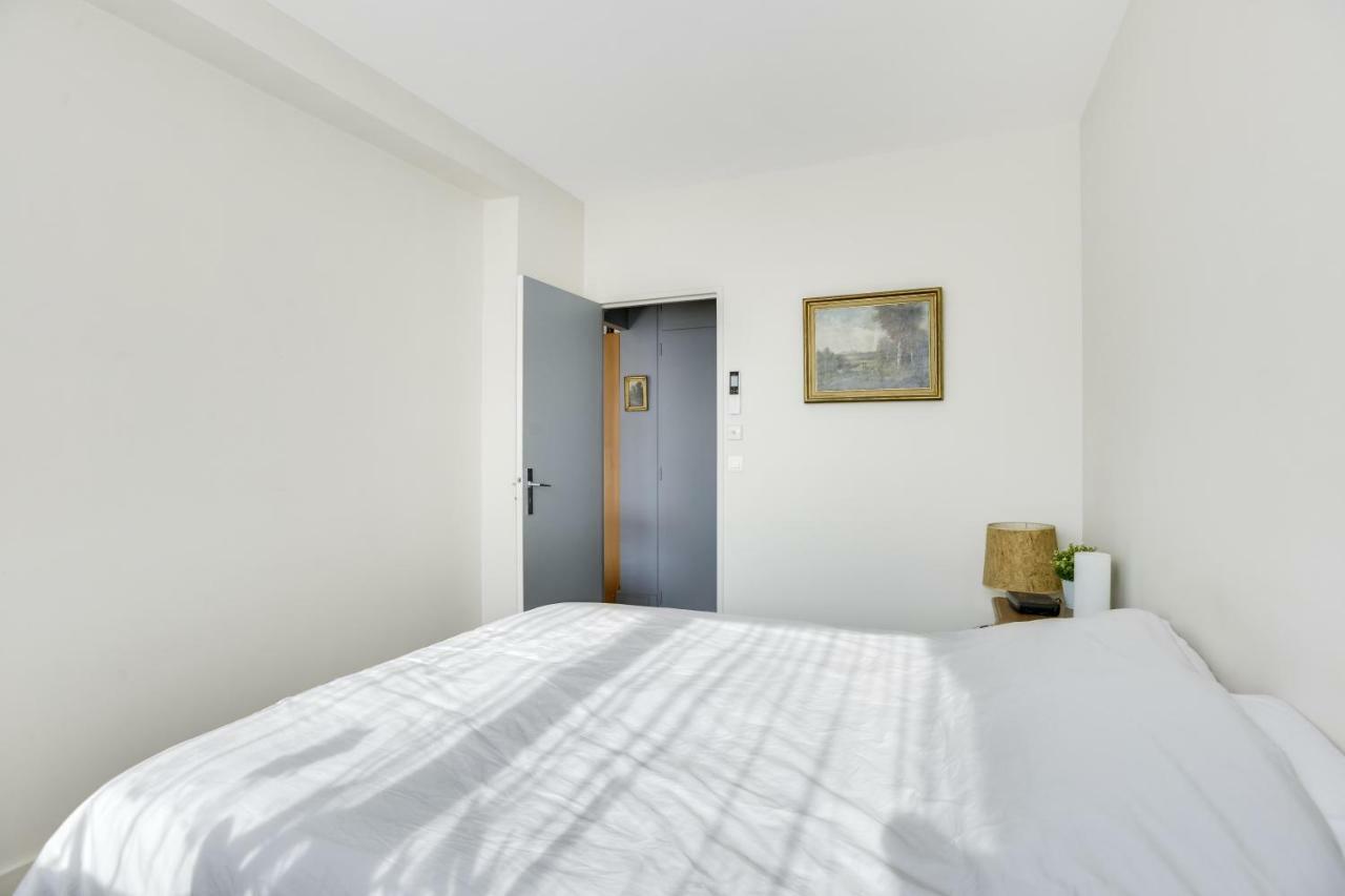Charming Apartment With Terrace By Weekome Parigi Esterno foto
